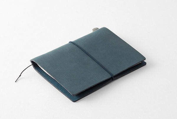 TRAVELER’S notebook Blue Passport