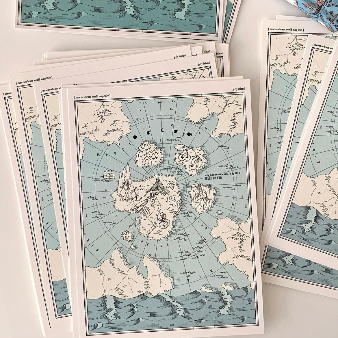 Gold Foil World Map Card 009