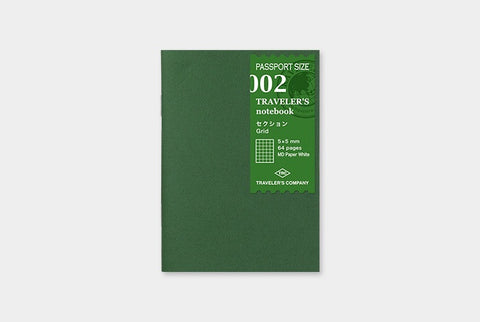 TRAVELER’S notebook Passport 002 (Grid)